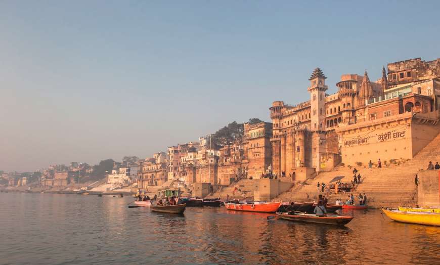 Holy_city_of_Varanasi_India-1 30 increíbles atractivos turísticos de la India