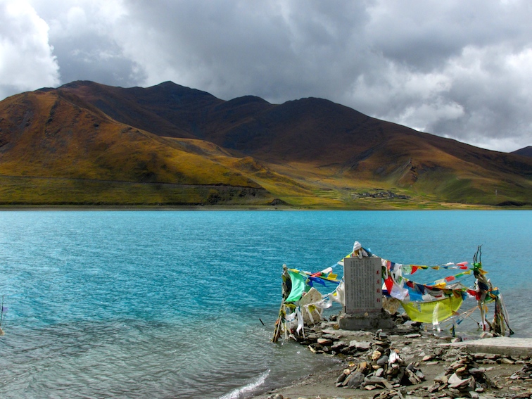 yamdrok-lake 10 cosas únicas que hacer en el Tíbet