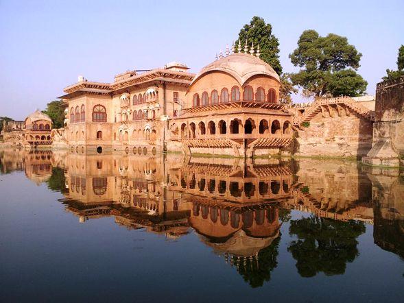 Palace 10 Lugares Más famosos para Visitar en Rajastán