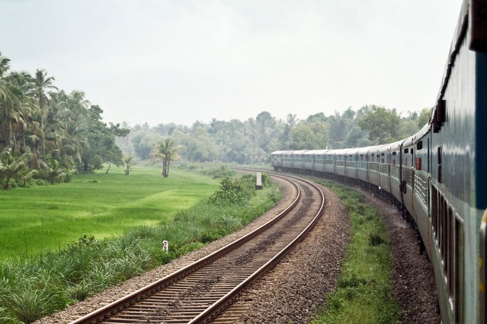 Mumbai-to-Goa-by-train Las mejores opciones para viajar desde Bombay a Goa en ferrocarril